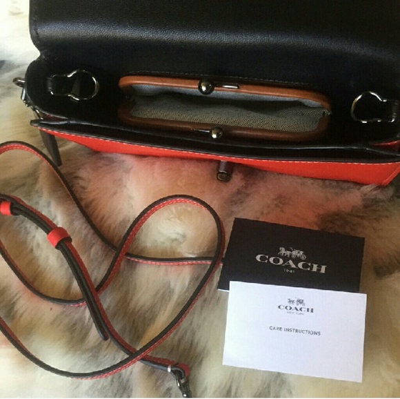 DISNEY X COACH Dinky Cross body Limited Edition - Picture 4 of 6